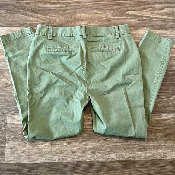 Crown and Ivy Pants Size 6 - Picture 3 of 6